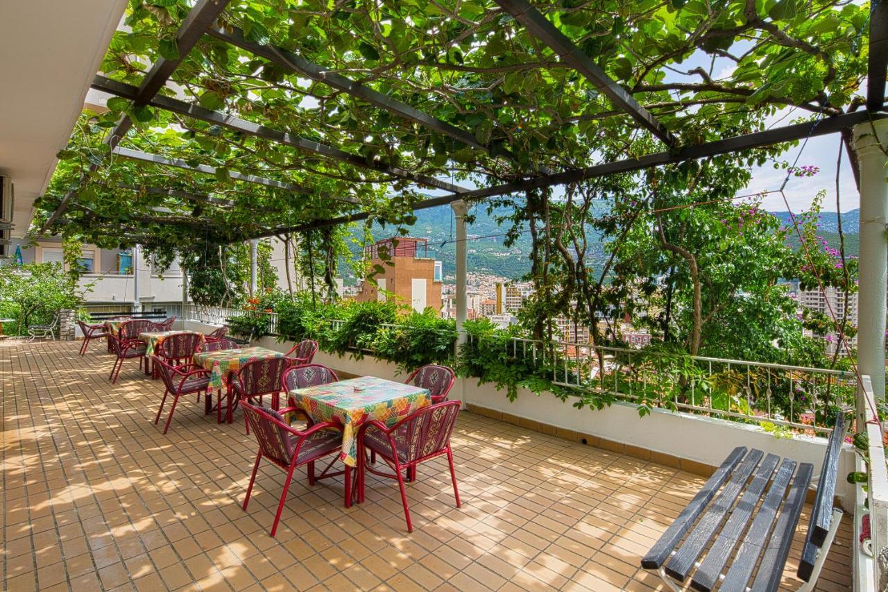 Madra Rooms And Apartments Budva Kültér fotó