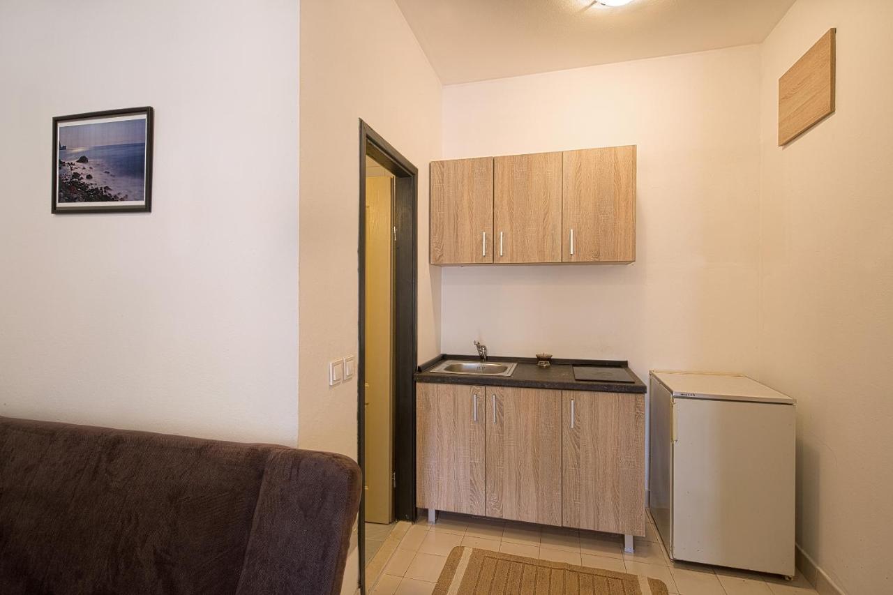 Madra Rooms And Apartments Budva Kültér fotó